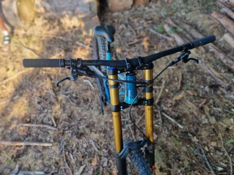 commencal furious race 2019