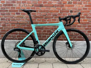 Bianchi - NEW! Aria/Disc/12x2/ Carbon/Shimano 105 Di2/Size 53, 55 and 57 are available!, 2024