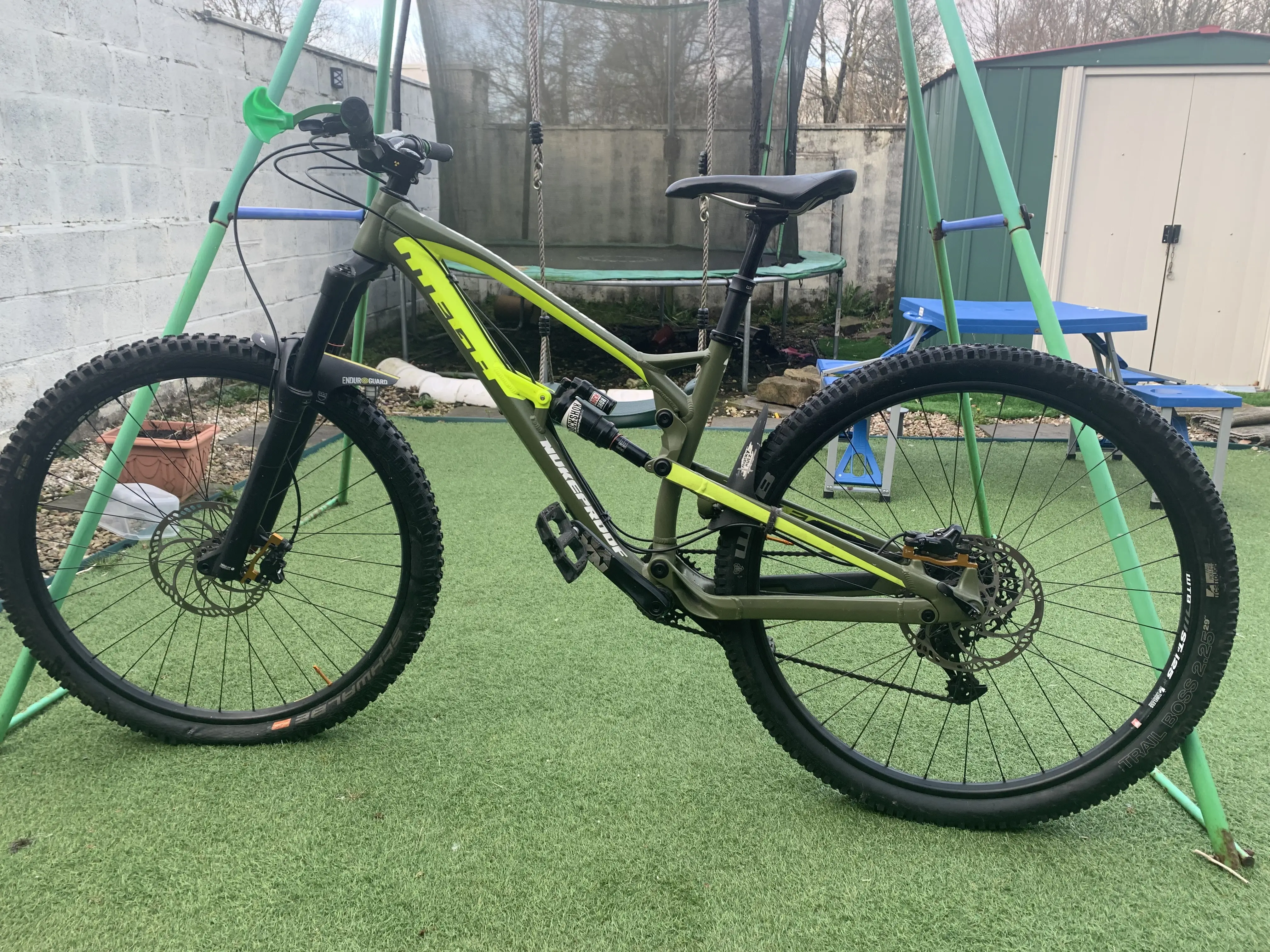 Used nukeproof hot sale mega