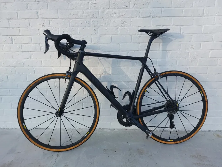 Used Canyon Ultimate CF SLX 8.0 2016 Road & Gravel, Hellgrau — image 3 of 3