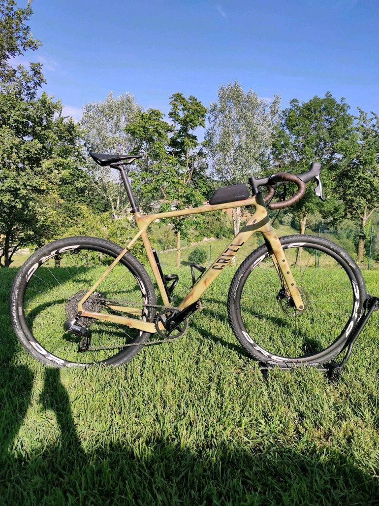 Used Canyon Grizl 7 1by 2022 Road & Gravel, Blanco — image 1 of 7