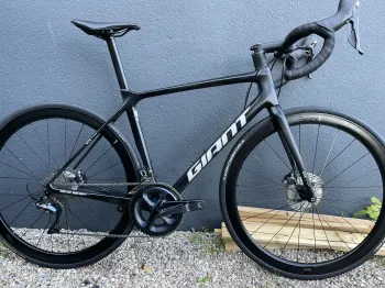 Giant TCR Advanced Pro 1 Disc 2021 Road & Gravel usato, Nero — immagine 1 di 3