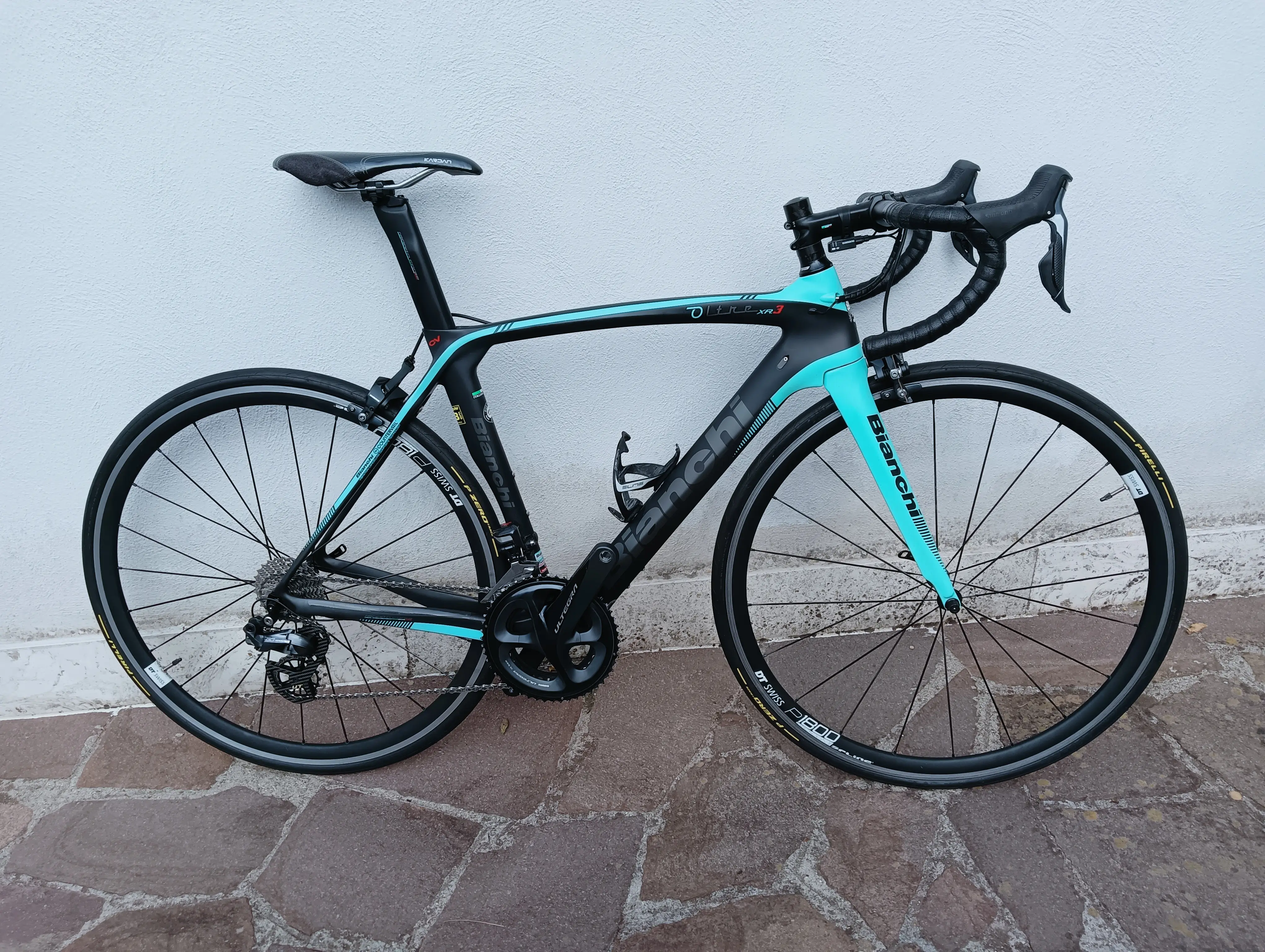 Bianchi oltre hot sale xr3 ultegra 2018