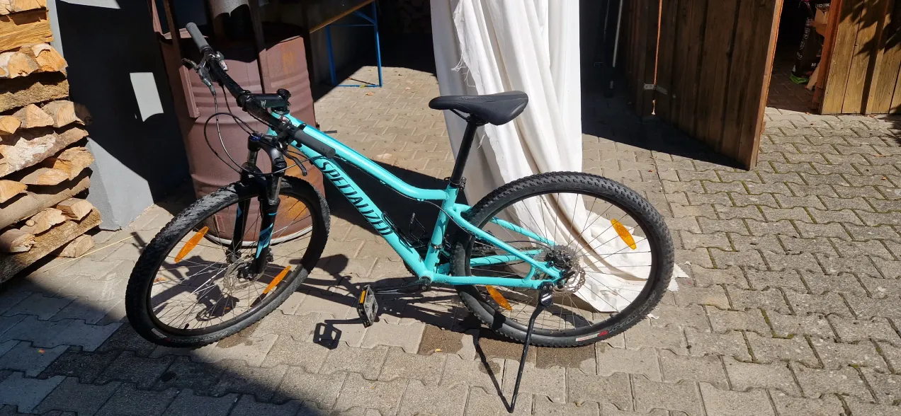 Specialized jynx sport 650b price new arrivals