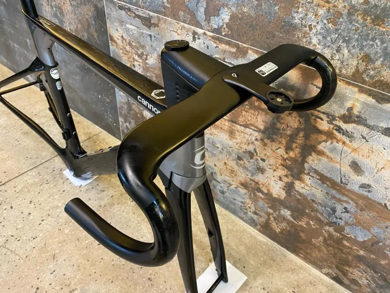 Cannondale System Six Hi Mod frameset 2022 Road & Gravel d'occasion — image 2 sur 5