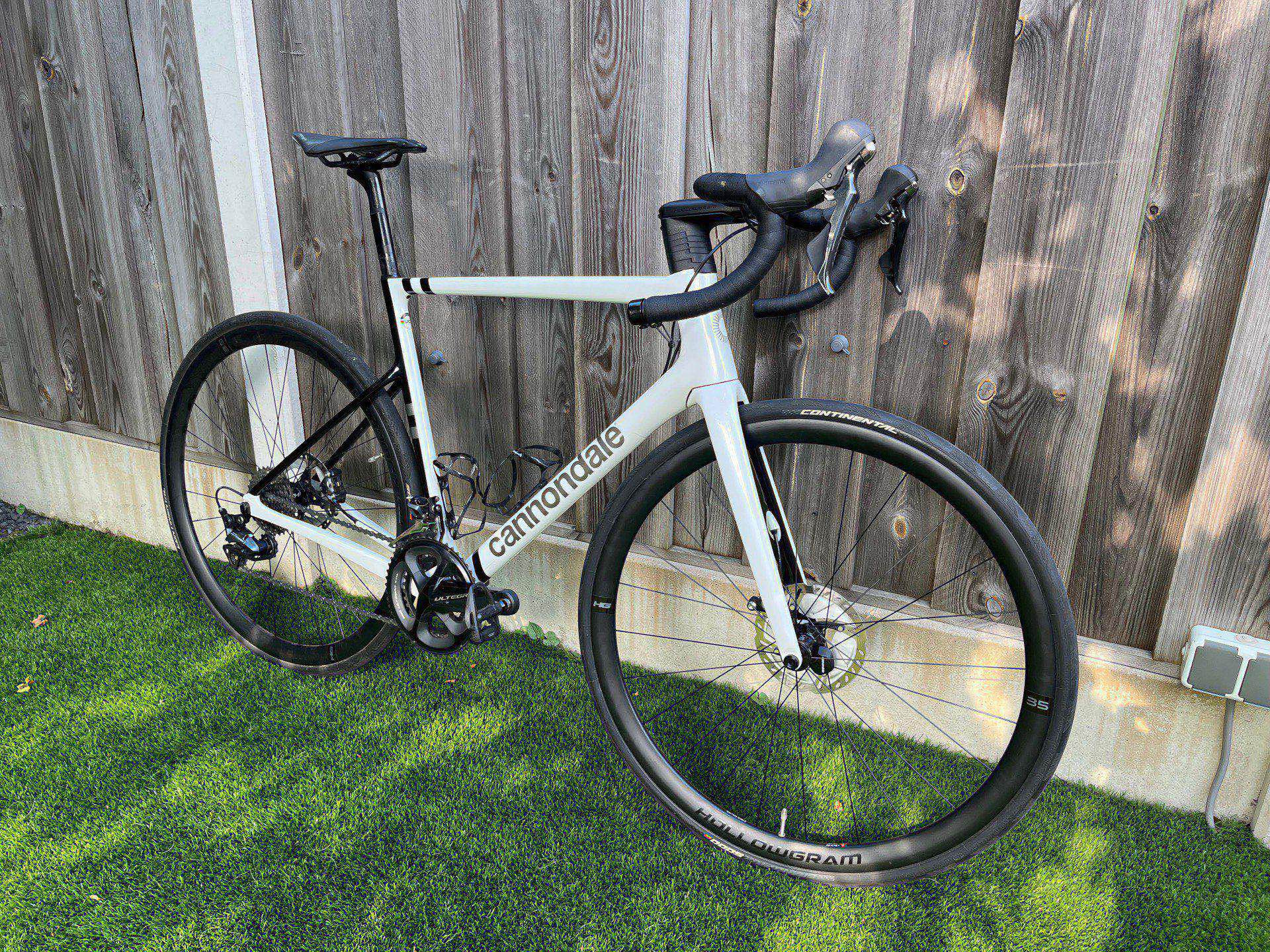 Cannondale SuperSix EVO Carbon Disc Ultegra used in 52 cm