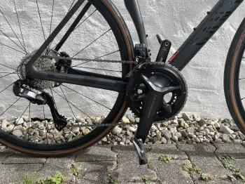 Used Canyon Endurace CF SLX 8 Di2 2023 Road & Gravel, Black — image 2 of 3