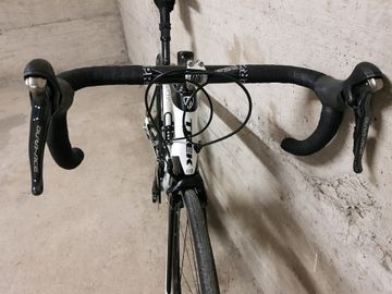 Trek Madone 5.9 H2 Compact UK 2014 Road & Gravel usato, Bianco — immagine 4 di 5
