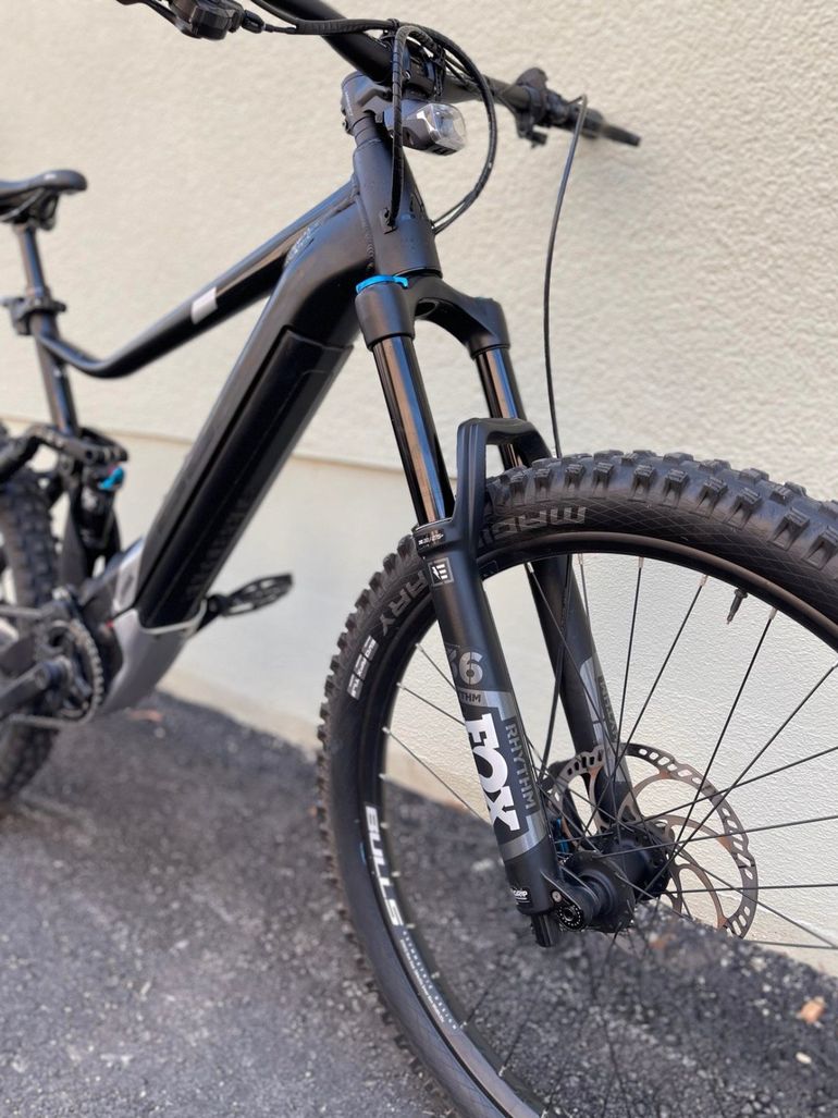 Bulls E-stream Evo Am 4 Modell 2020 BULLS E-Stream EVO AM 4 27.5+ použitý v 49 cm | koupitcyklus