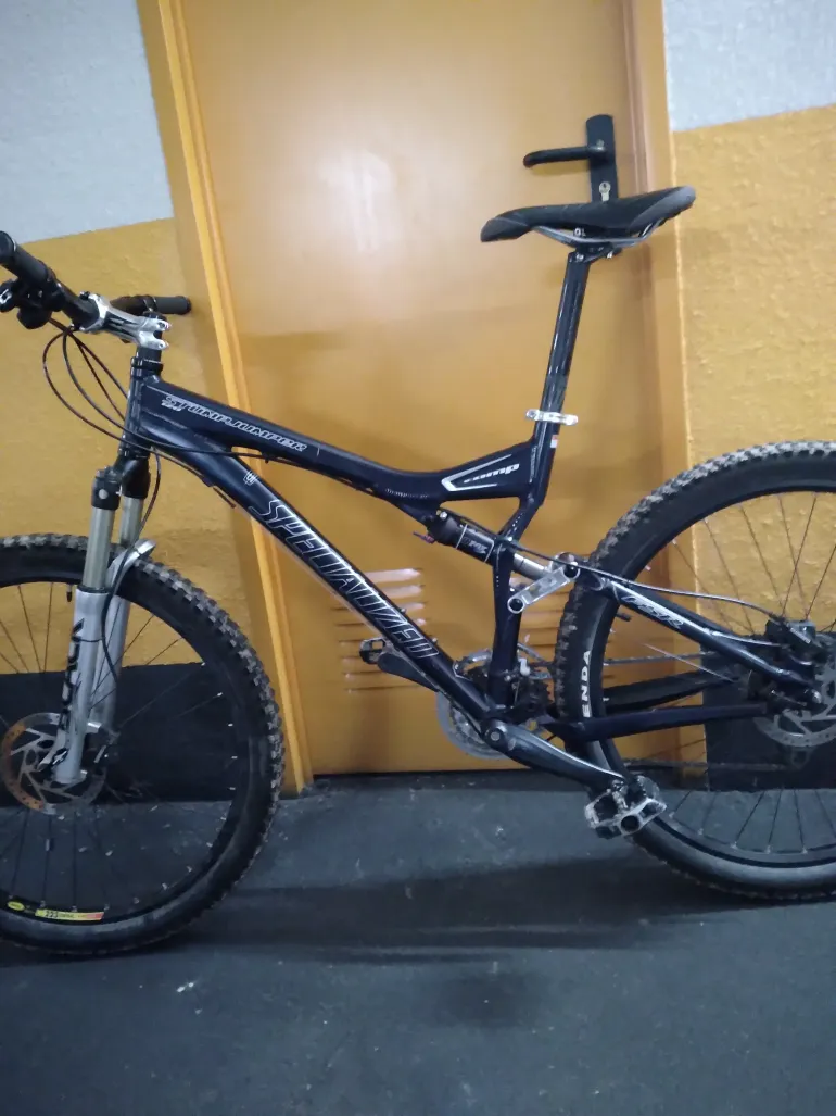 Specialized Stumpjumper 120 used in M buycycle