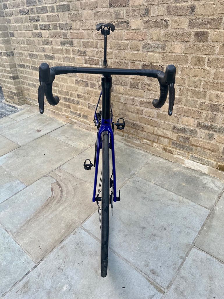 Canyon Aeroad CF SLX 8 Disc Di2 2023 Road & Gravel de segunda mano, Azul — imagen 4 de 8