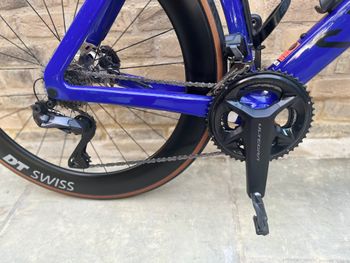Canyon Aeroad CF SLX 8 Disc Di2 2023 Road & Gravel de segunda mano, Azul — imagen 3 de 8