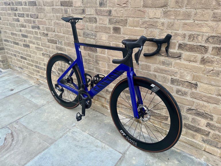 Canyon Aeroad CF SLX 8 Disc Di2 2023 Road & Gravel de segunda mano, Azul — imagen 7 de 8