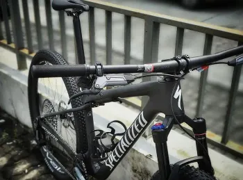 Used Specialized EPIC World Cup Expert 2024 Mountainbike, Black — image 4 of 4