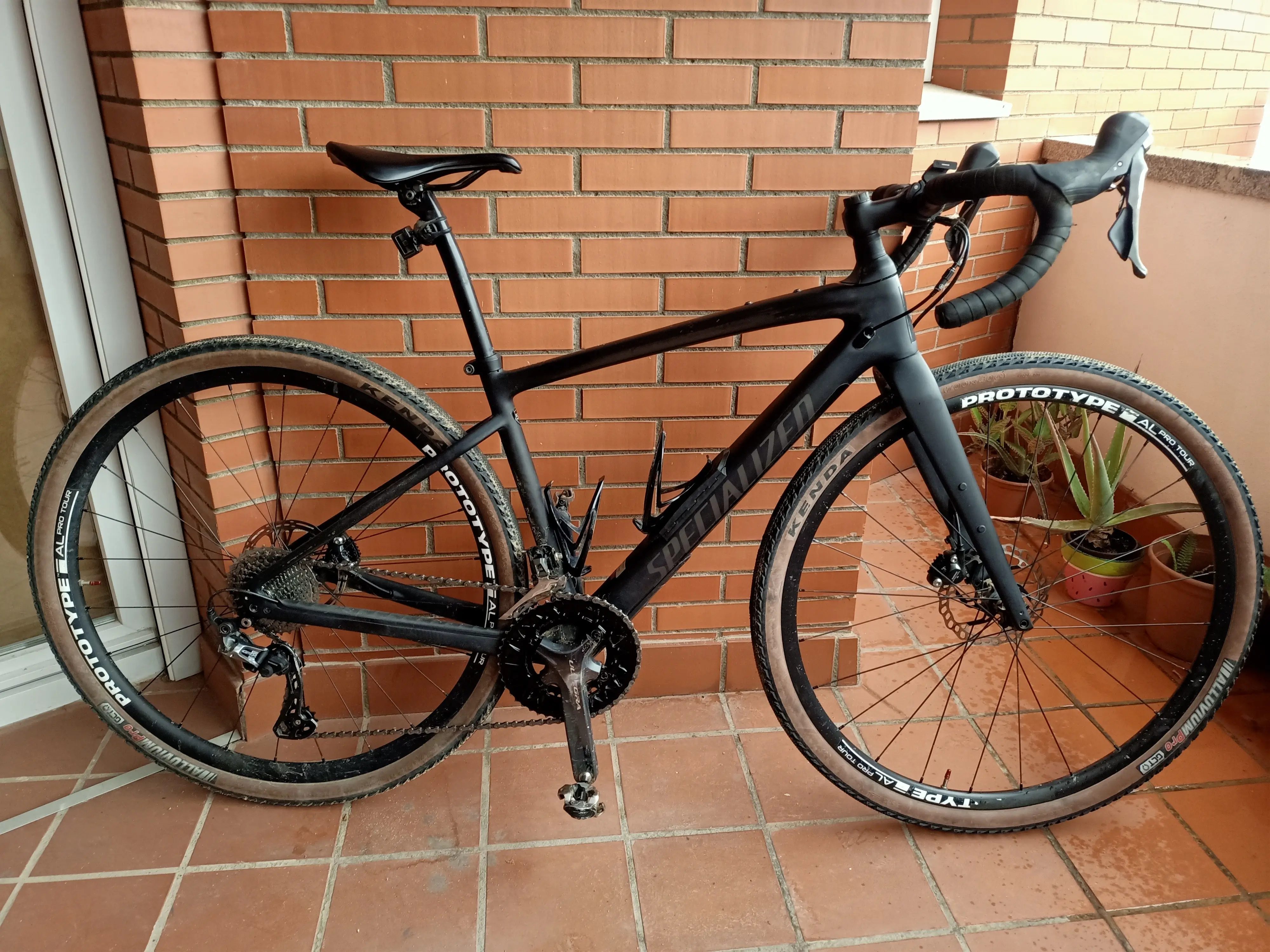 Specialized Diverge Comp Carbon used in 52 cm buycycle