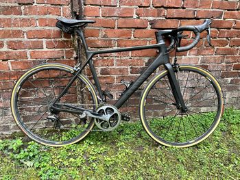 Used Canyon Ultimate CF SLX 9.0 Dura-Ace 2016 Road & Gravel — image 1 of 6