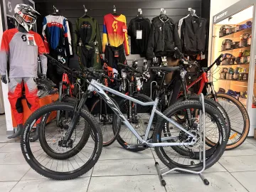 Tweedehands KTM ULTRA EVO DIM 2022 Mountainbike — afbeelding 3 van 7