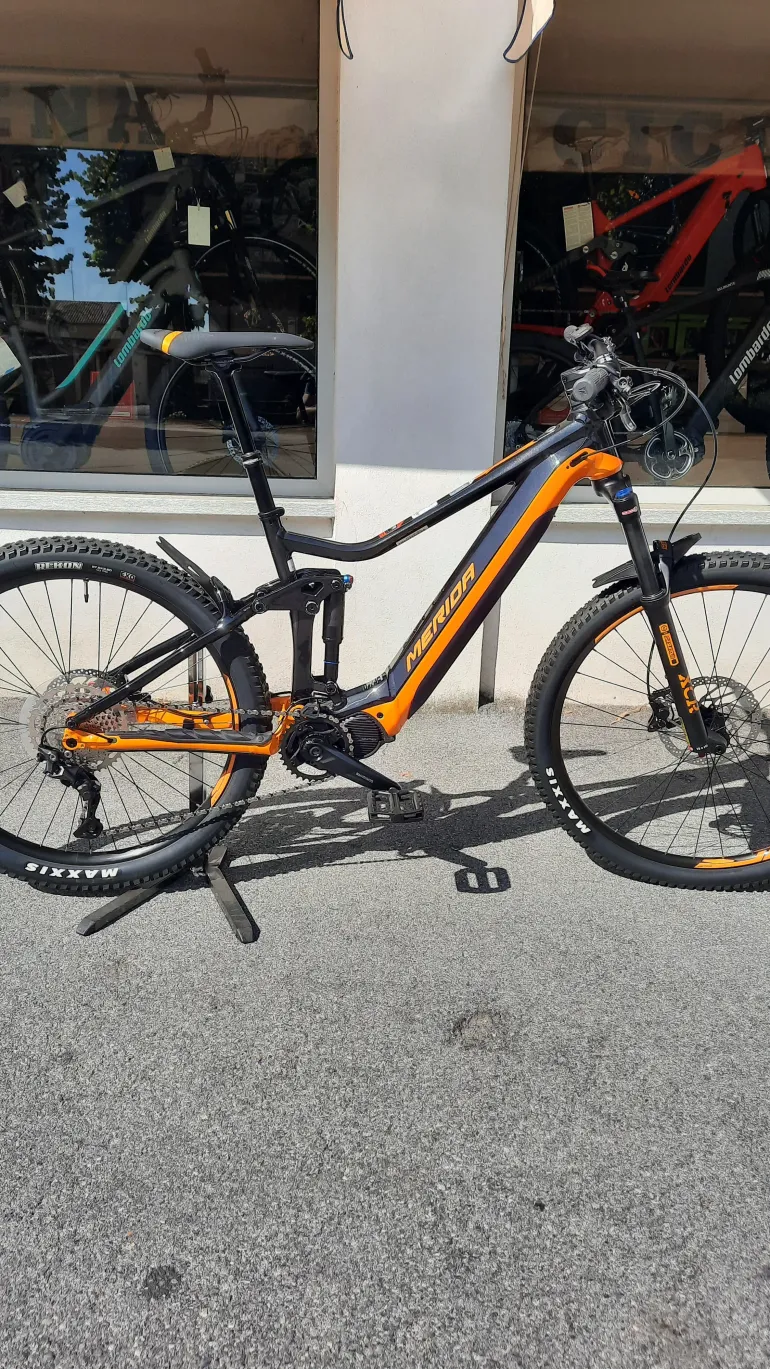 Used Merida eONE-FORTY 475 2022 Mountainbike — image 1 of 6
