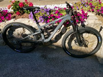 Brugt Merida ONE-FORTY 400 2023 Mountainbike — billede 3 af 5