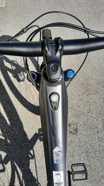 Used Merida eONE-FORTY 475 2022 Mountainbike, Light Gray — image 6 of 8