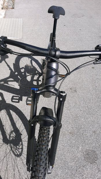 Used Merida eONE-FORTY 475 2022 Mountainbike, Light Gray — image 8 of 8