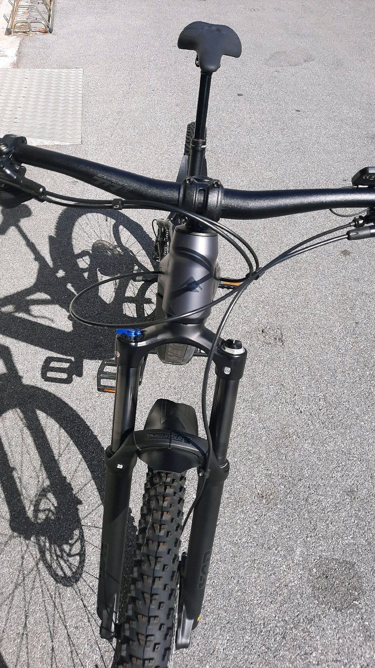 Used Merida eONE-FORTY 475 2022 Mountainbike, Light Gray — image 8 of 8
