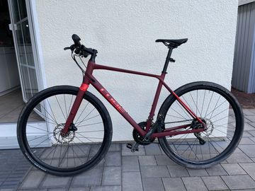 Used CUBE SL Road 2022 Road & Gravel, shop.filter.color.ff0000 — image 1 of 4