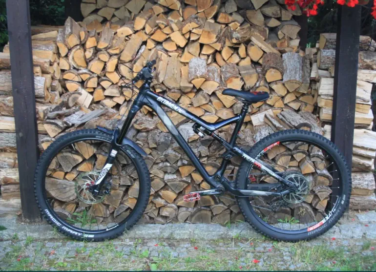Used Commencal Meta AM V4 2016 Mountainbike, Black — image 6 of 7