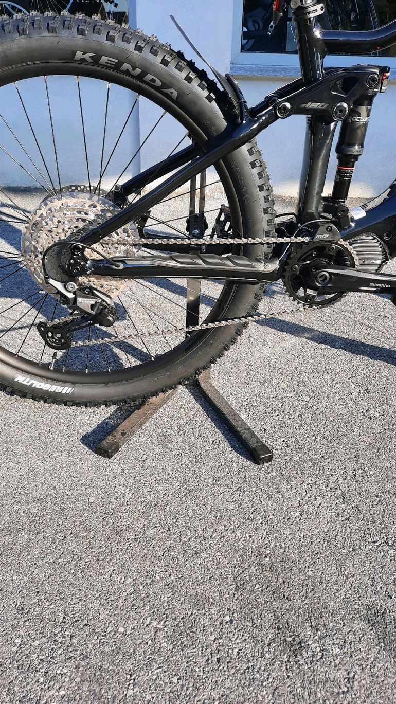 Used Merida eONE-SIXTY 500 2022 Mountainbike, Black — image 3 of 6