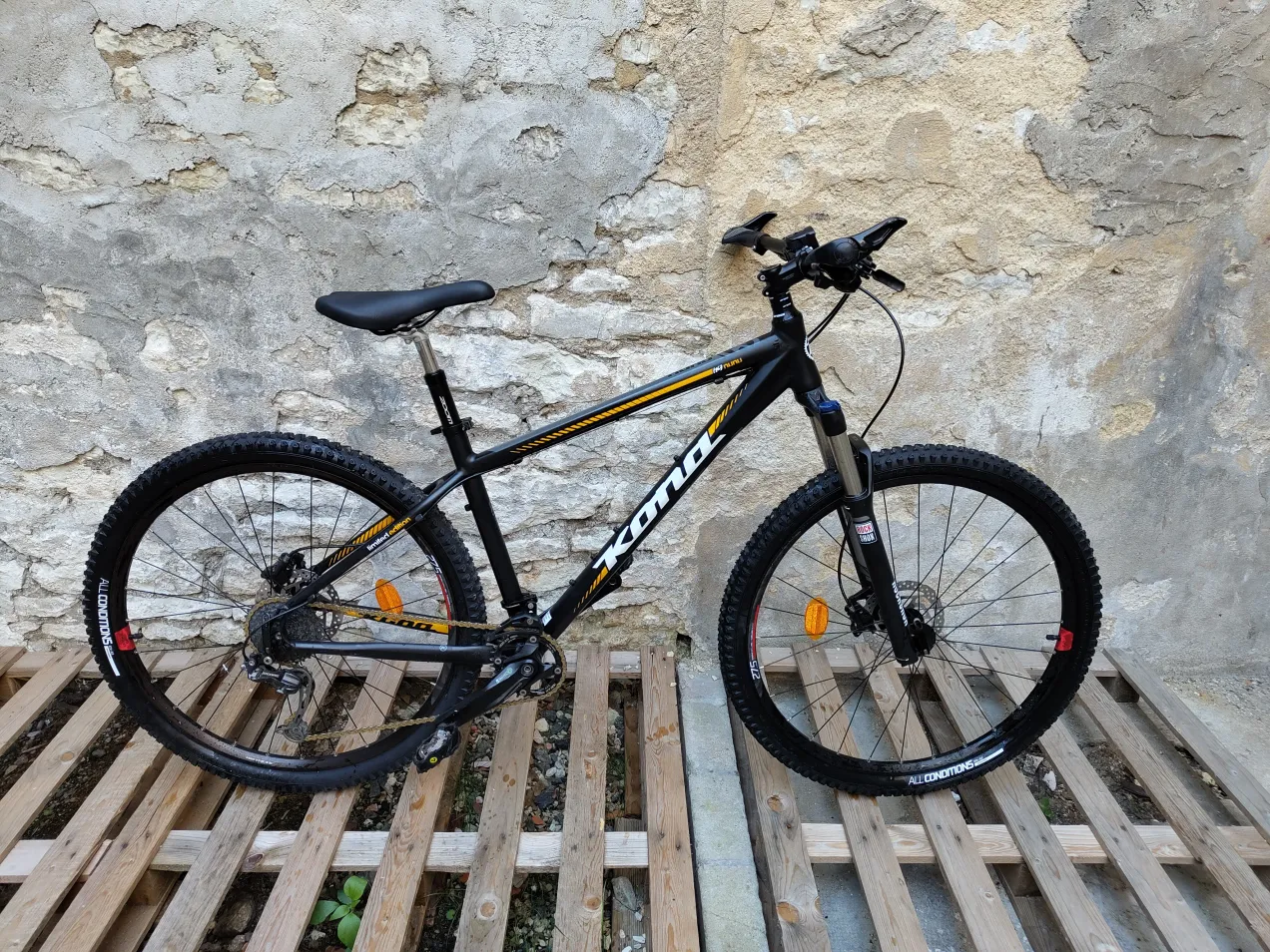 Kona nunu mountain outlet bike