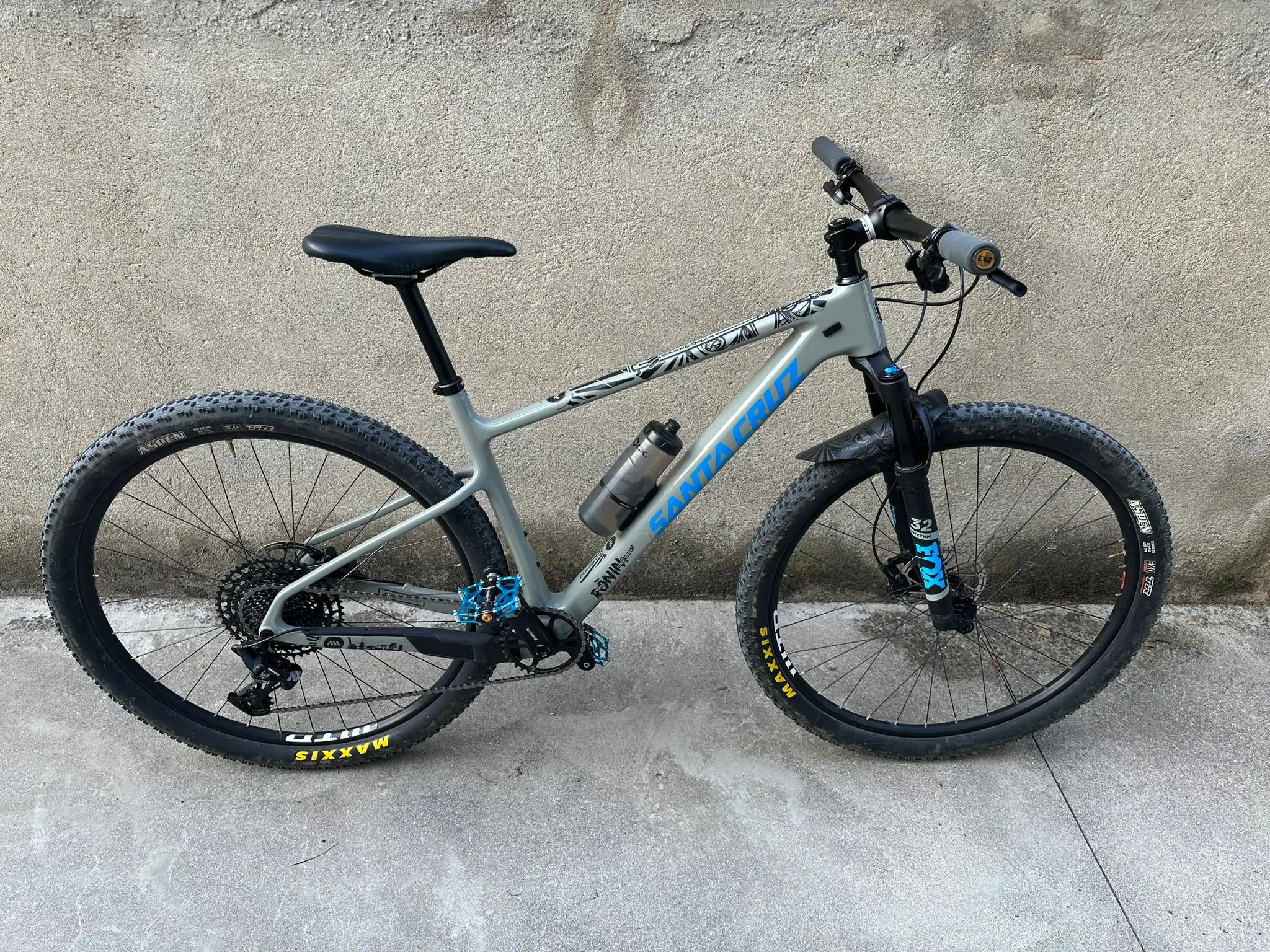 Santa cruz highball carbon sales c