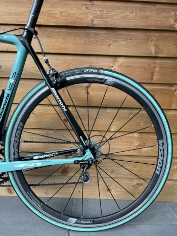 Used Bianchi Sempre Pro Carbon Frameset 2017 Road & Gravel — image 9 of 13