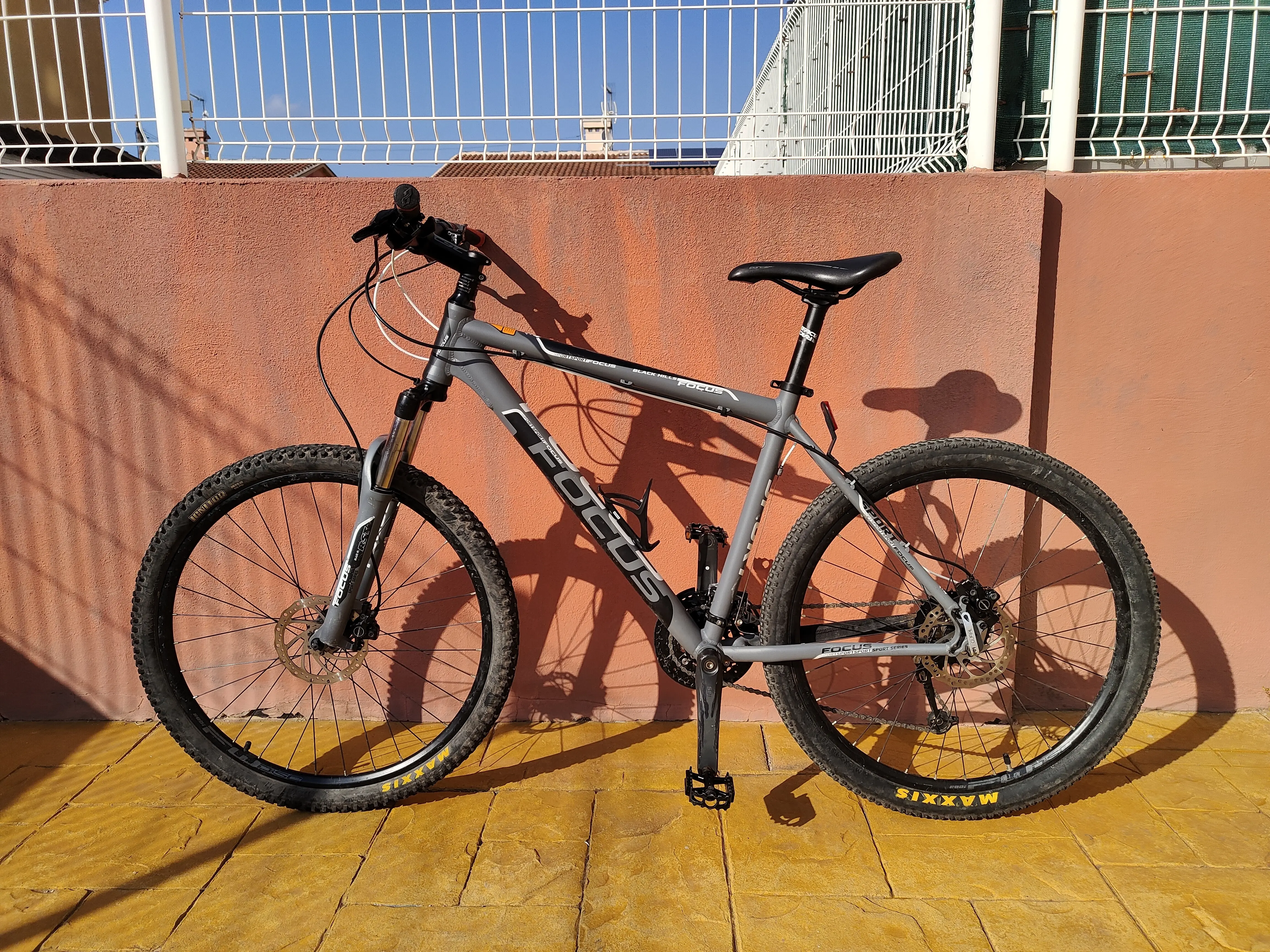 Bicicleta focus best sale black hills