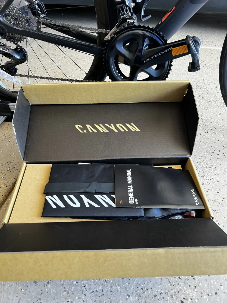 Used Canyon Endurace CF SL Disc 8.0 Di2 2021 Road & Gravel, Hellgrau — image 9 of 9