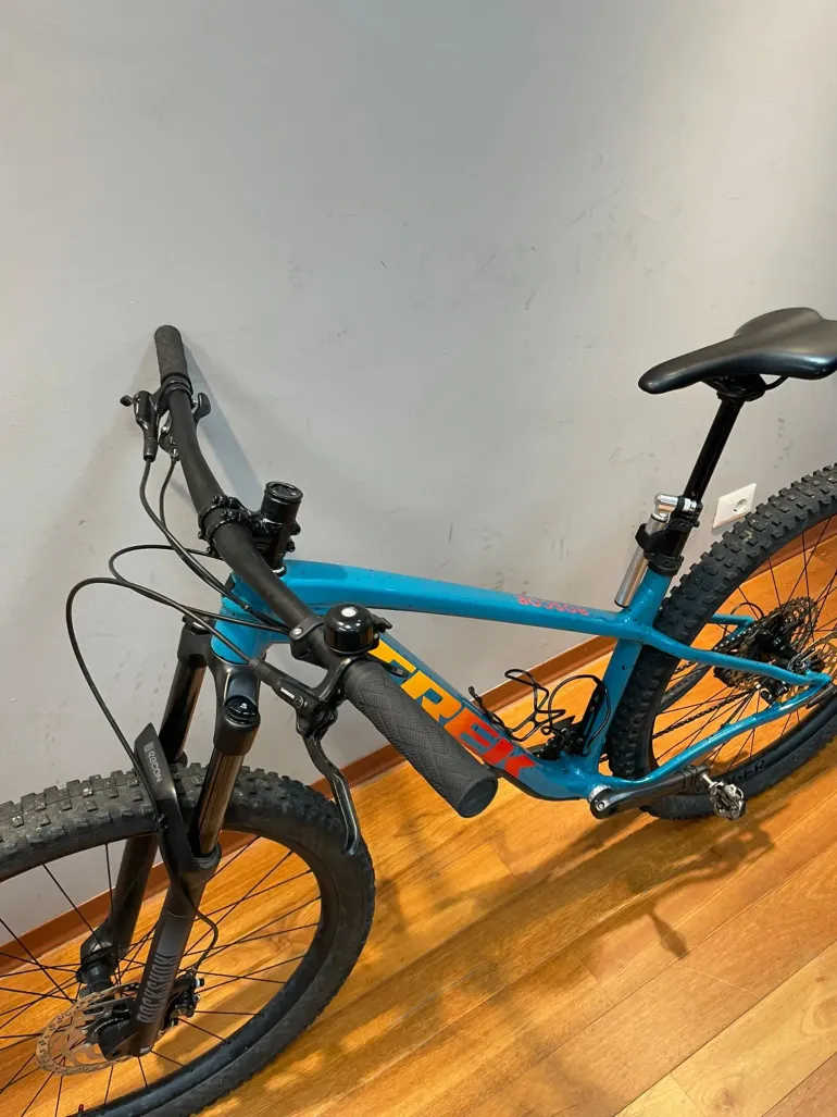 Gebrauchtes Trek Roscoe 7 2022 Mountainbike, Blau — Bild 13 von 14