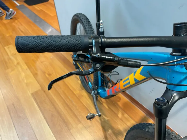 Gebrauchtes Trek Roscoe 7 2022 Mountainbike, Blau — Bild 6 von 14