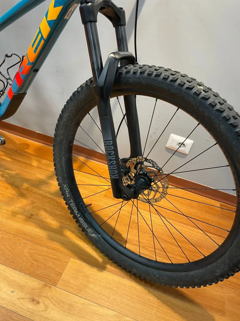 Gebrauchtes Trek Roscoe 7 2022 Mountainbike, Blau — Bild 10 von 14