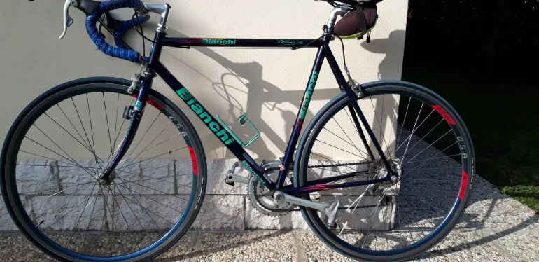 Used Bianchi Mega Pro 1990 Road & Gravel, Blue — image 3 of 4