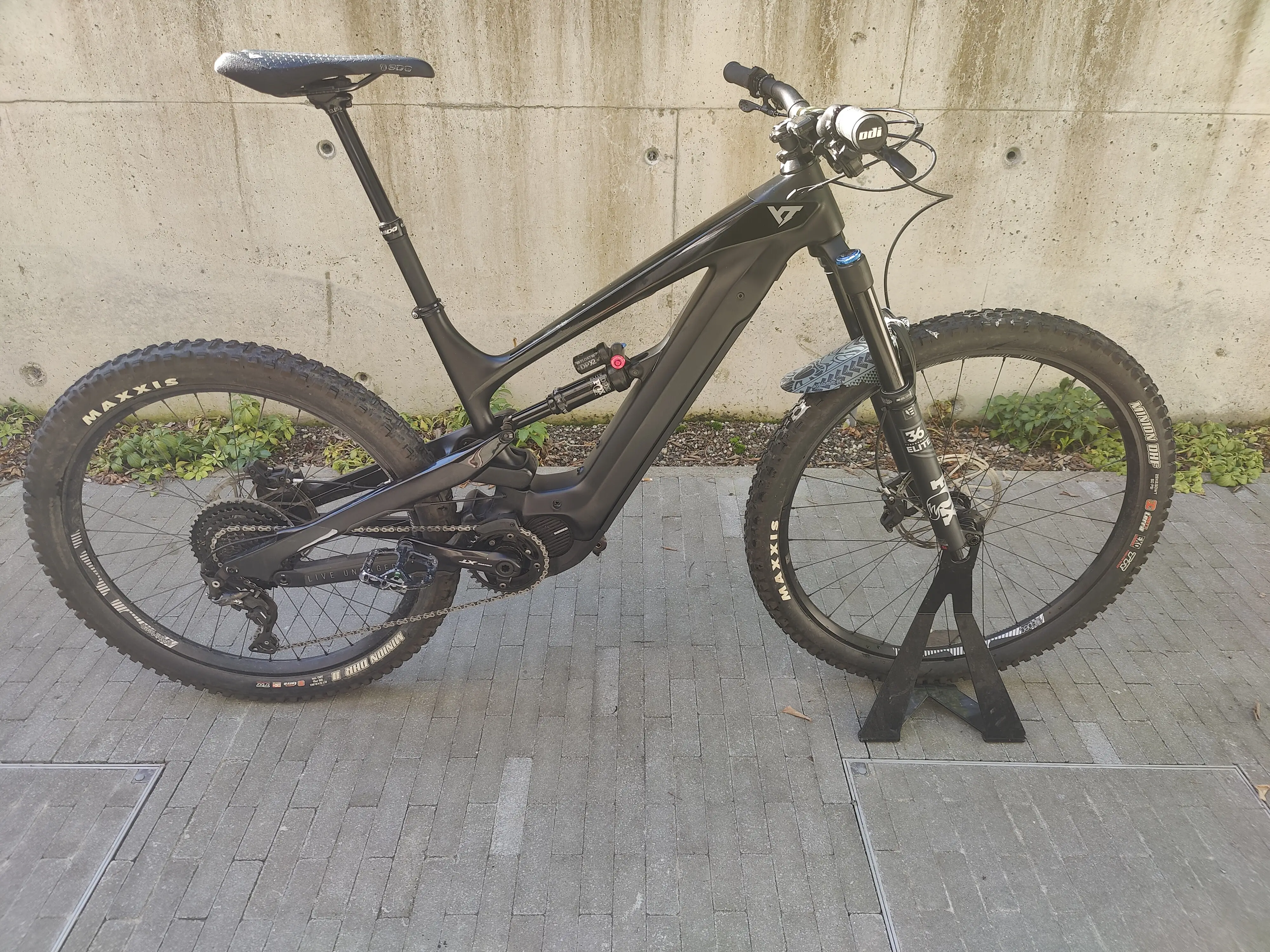 YT Industries DECOY CF Pro gebraucht kaufen L buycycle