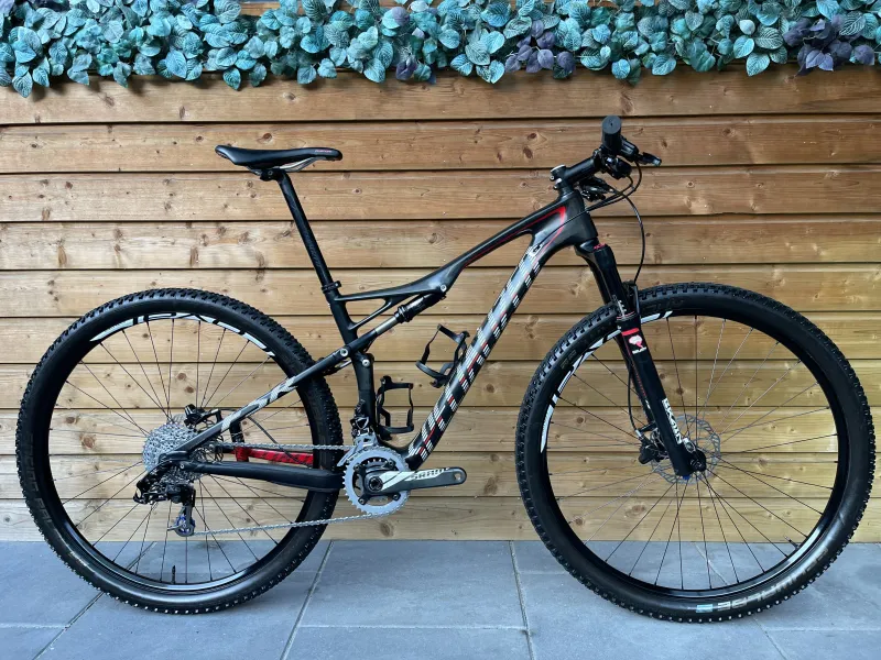 Tweedehands Specialized EPiC Elite Carbon, Sram XO, Rock Shox, Gr. M, 29 Zoll 2019 MTB