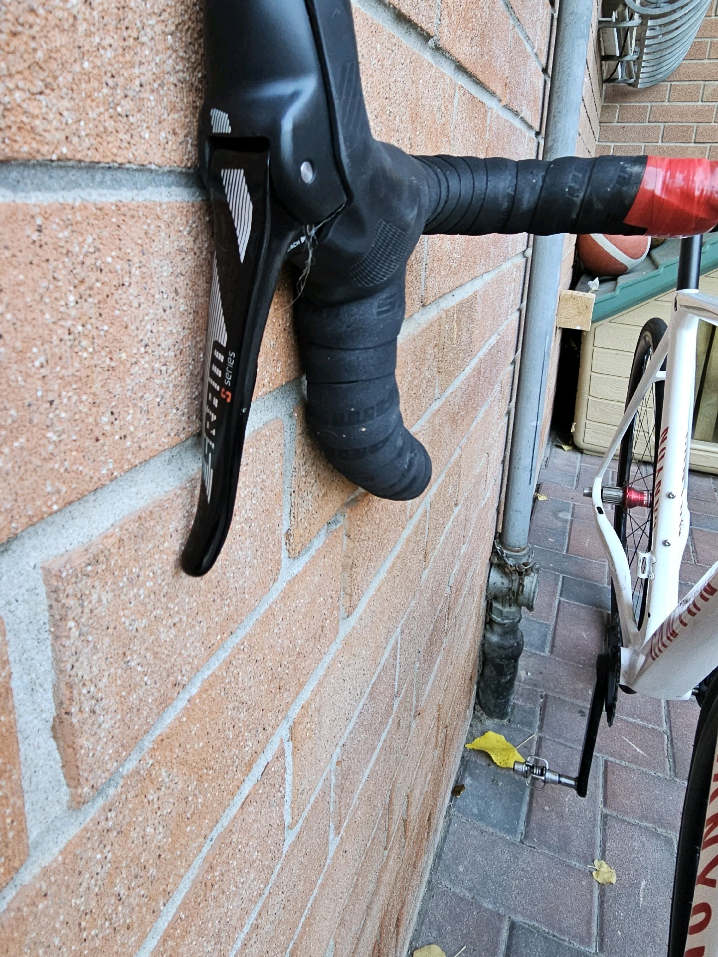 Canyon Endurace CF 7 eTap used in 55 cm buycycle