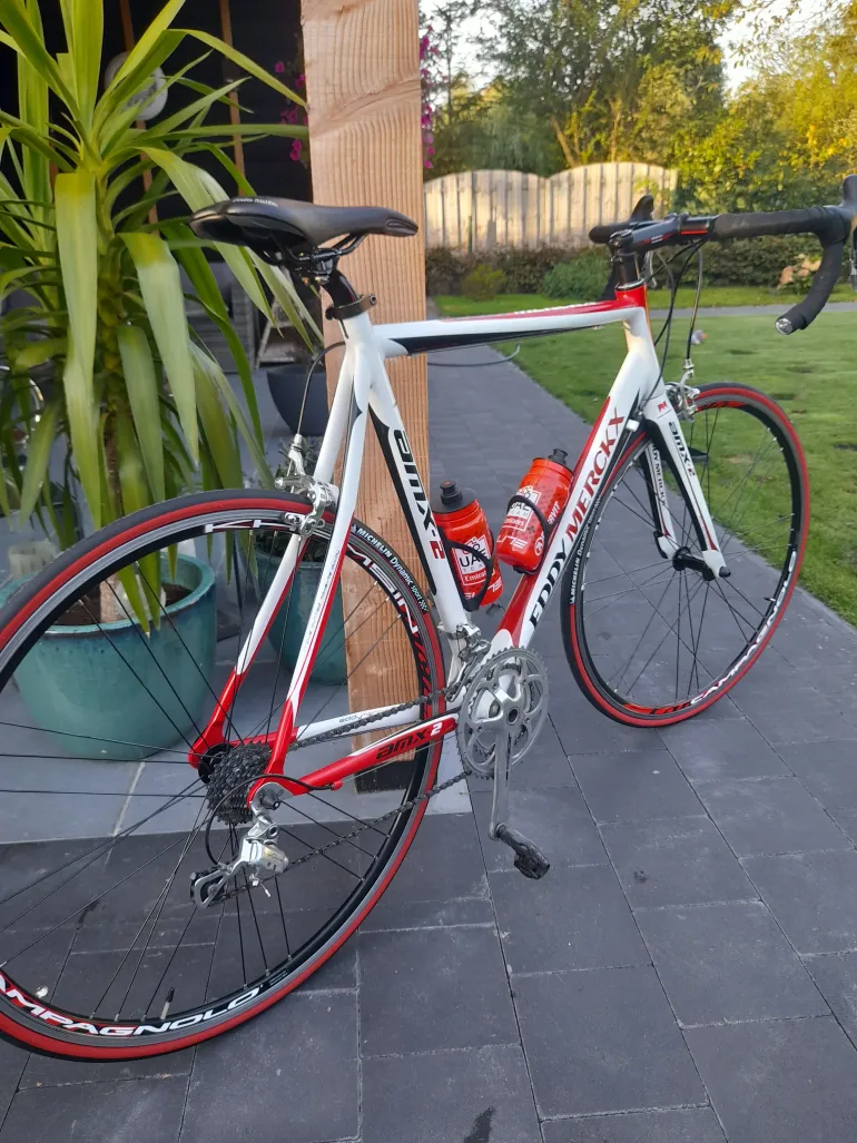 Used Eddy Merckx AMX 2 - Campagnolo Potenza 2017 Road & Gravel, White — image 1 of 3