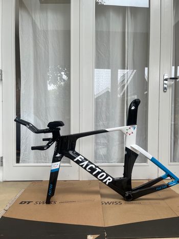 Used Factor SLiCK Disc 2022 Road & Gravel — image 7 of 7