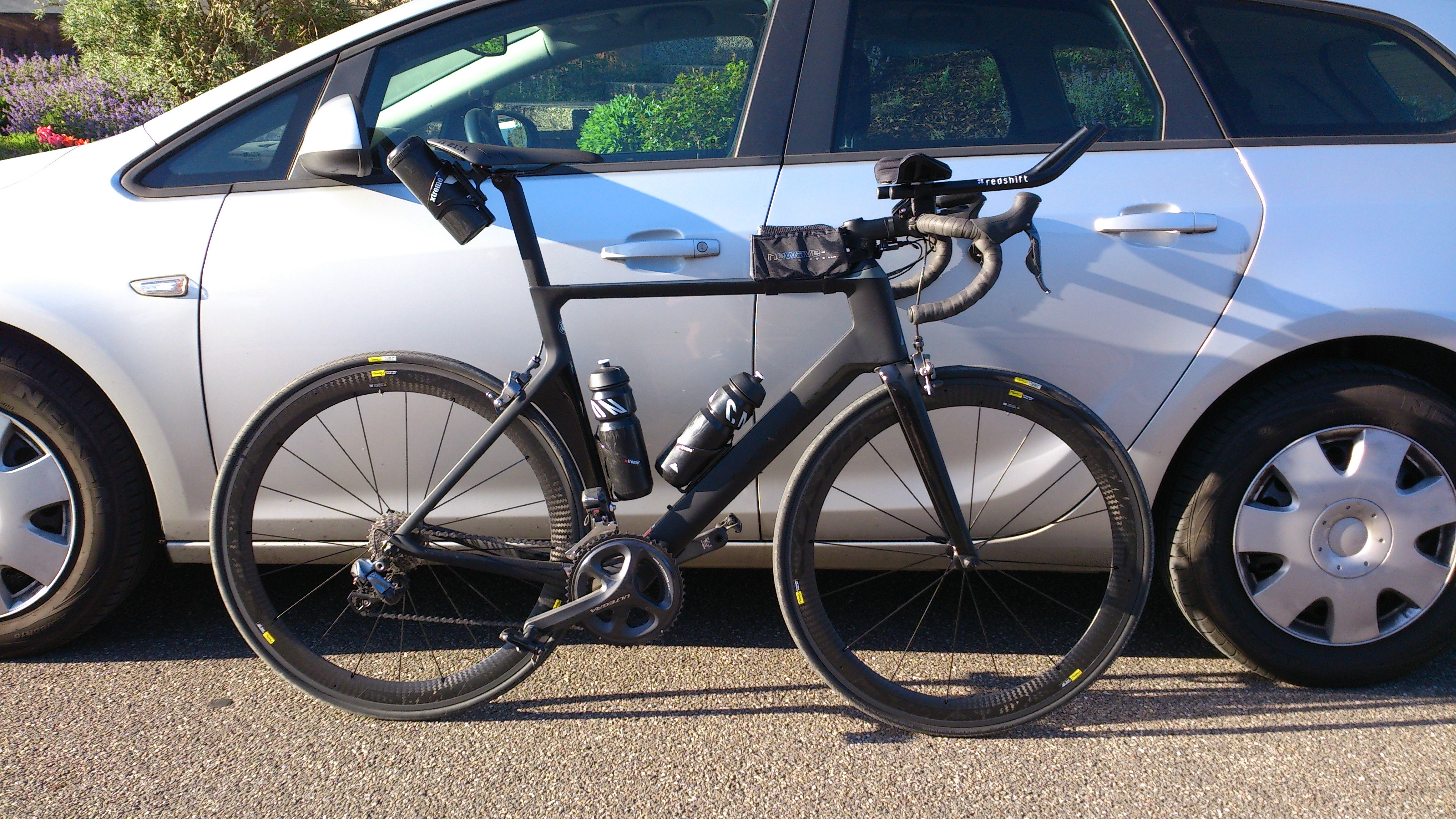 Canyon Aeroad CF SLX 7.0 Di2 used in L buycycle