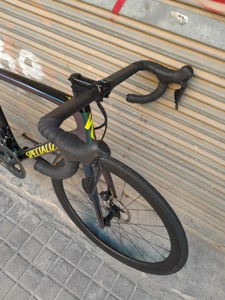 Achetez un v lo d occasion Specialized Tarmac SL6 Disc Expert en