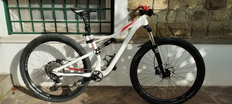 Specialized Women s Camber 650b used in M buycycle