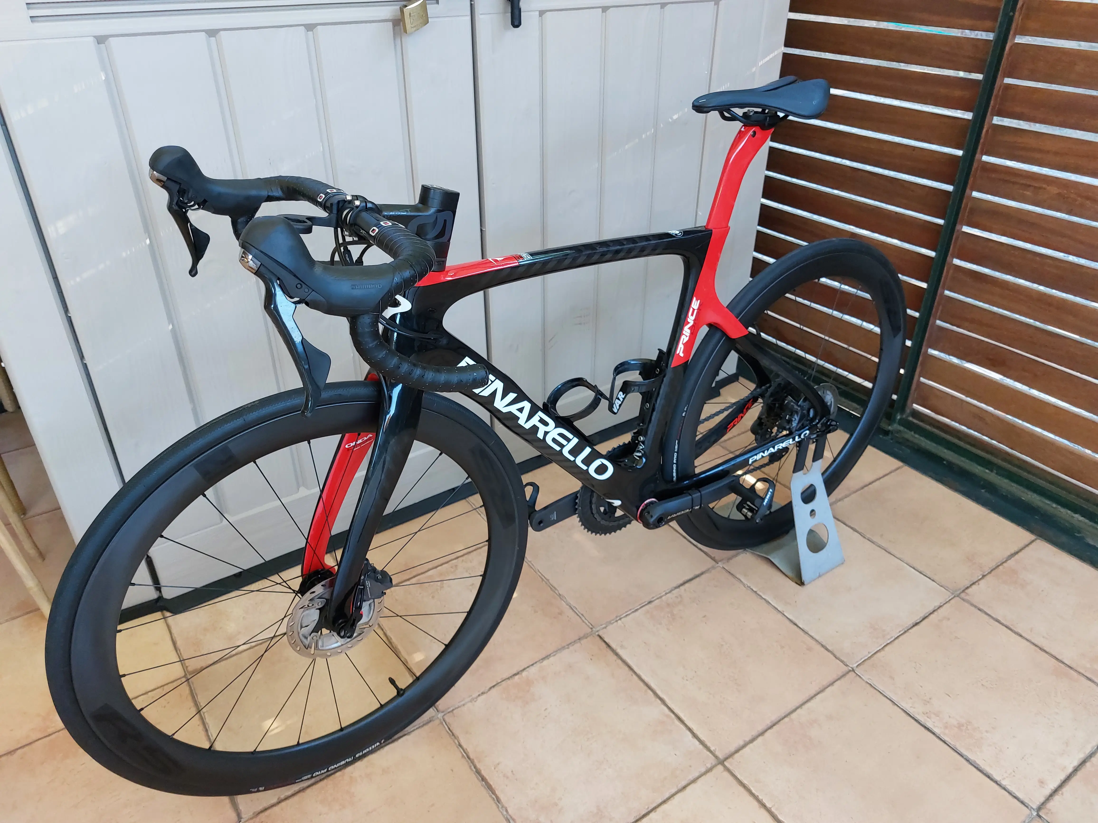 Pinarello Prince Disk Ultegra Bike used in 52 cm buycycle