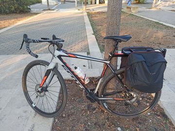 Brugt Scott Addict CX 20 Disc 2018 Road & Gravel — billede 1 af 6