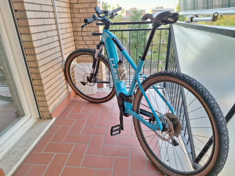 Brugt CUBE REACTION HYBRID ONE 625 2023 Mountainbike — billede 1 af 9