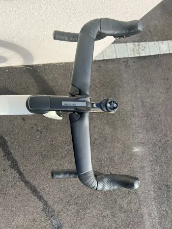 Used Specialized Tarmac SL7 Pro - Ultegra Di2 2022 Road & Gravel, White — image 4 of 4